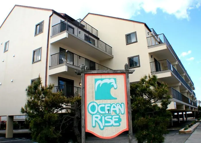 Holiday home One Block To The Perfectly Located With Ac Balcony Shared Pool Ocean City
